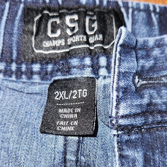 Jean  Joggers - Picture 3 of 3